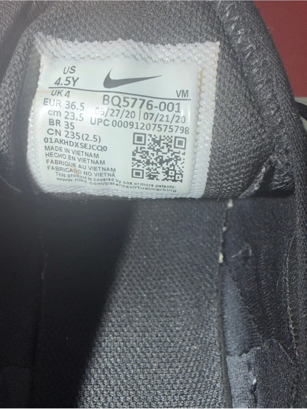 Nike Air Max 270 4.5 Youth Black Running Sneakers with Air Cushion